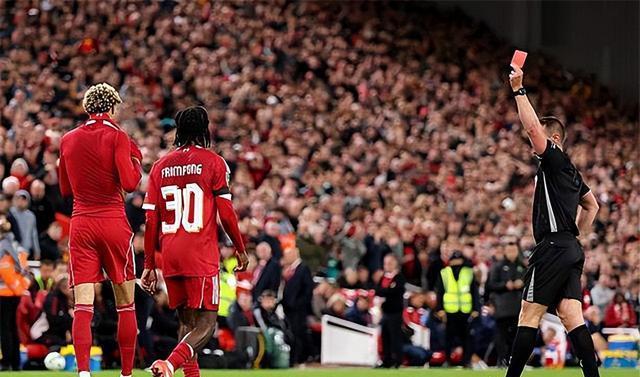 他替补登场, 被迫全力防, 轮英超对阵 他替补登场, 被迫全力防, 轮英超对阵