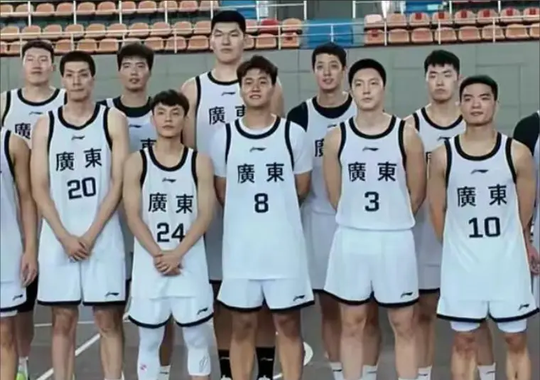 胡明轩, 后场组合赵 胡明轩, 后场组合赵